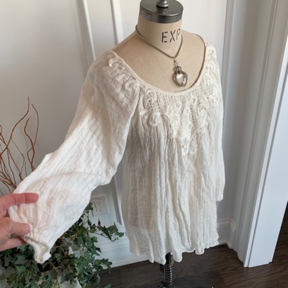 Max Studio Tops - Max Studio NWT Women's Boho Scoop neck Top